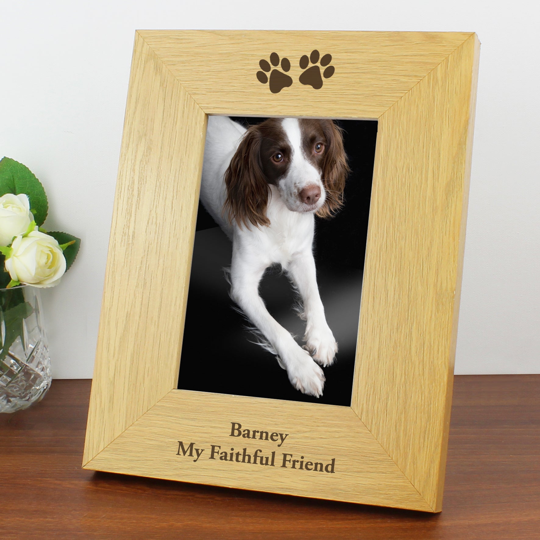 Personalised Oak Finish 4x6 Paw Prints Photo Frame