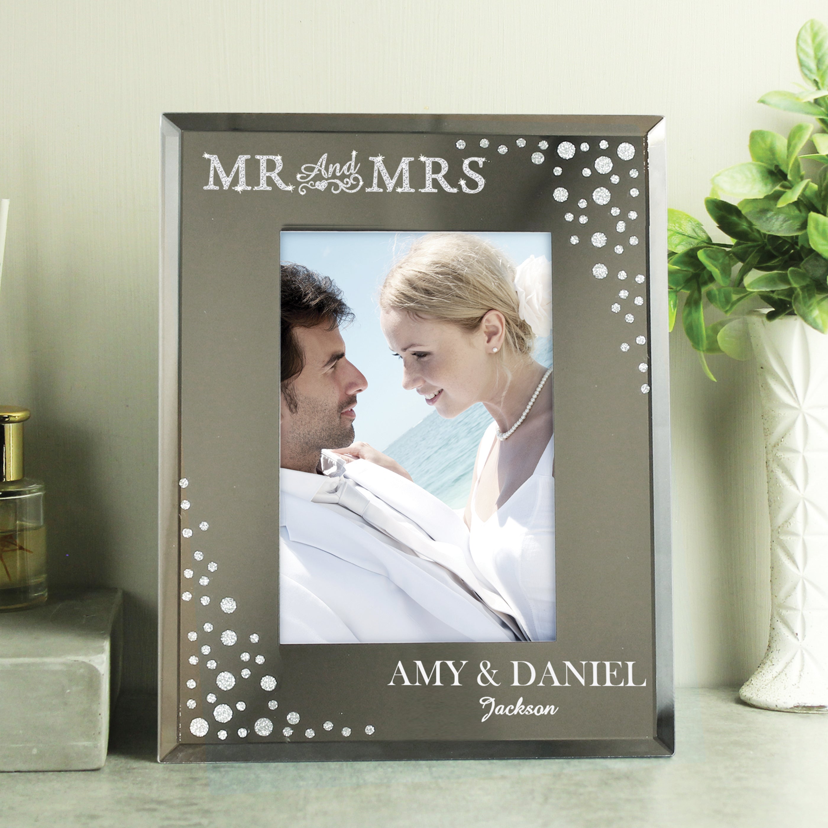 Personalised Mr and Mrs 4x6 Diamante Glass Photo Frame