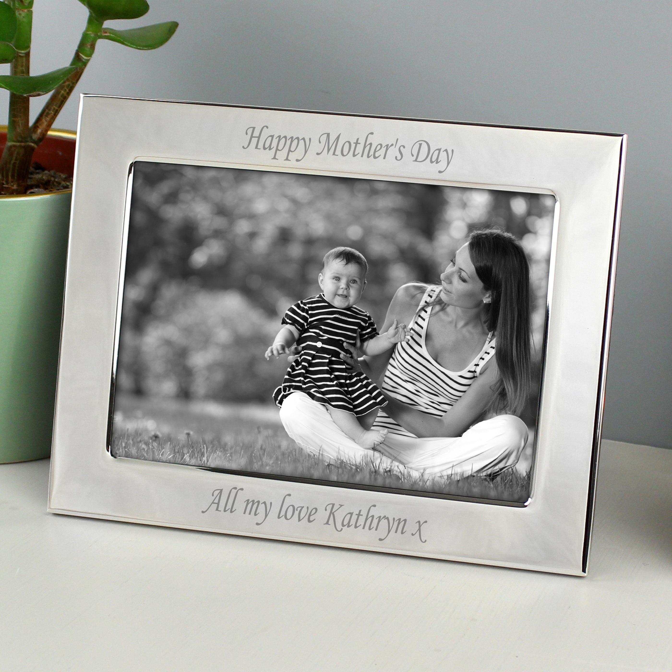 Personalised Silver Plated 7x5 Landscape Photo Frame